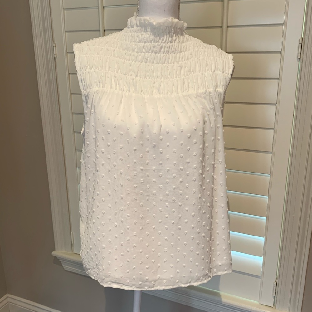 Q+A Los Angeles white sleeveless top